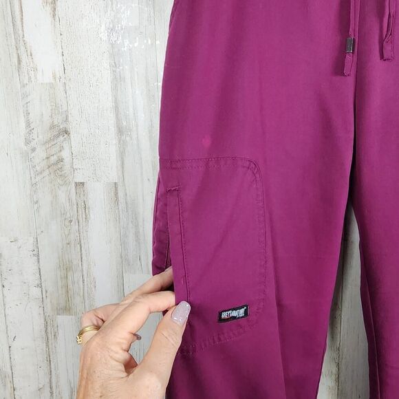 Grey's Anatomy Spandex Stretch 3 Pocket Cargo Scrub Pants Wine Size Small Tall - Picture 10 of 11